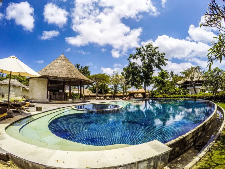 Джимбаран: La Joya Balangan Resort