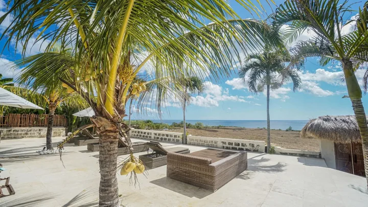 Джимбаран: La Joya Balangan Resort