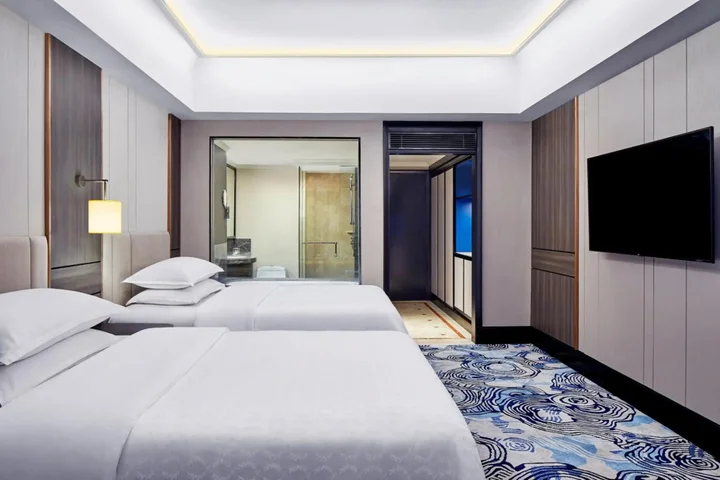 Сурабая: Sheraton Surabaya Hotel and Towers