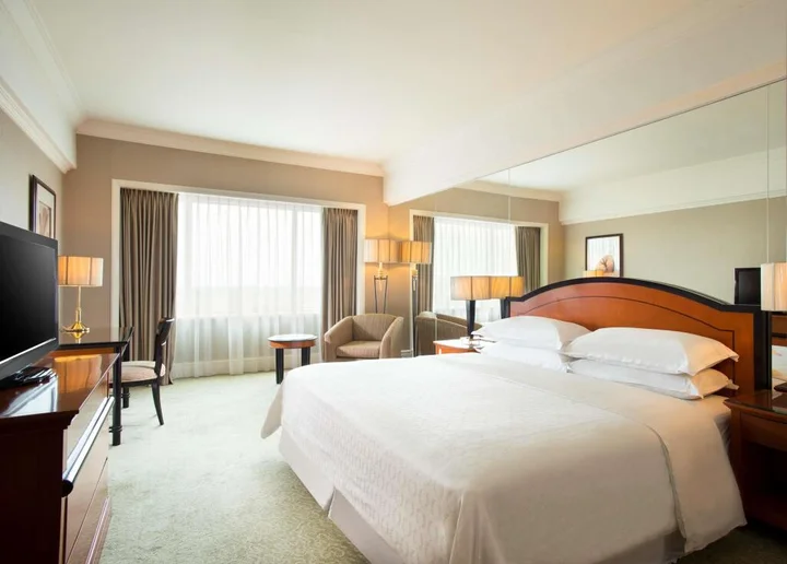 Сурабая: Sheraton Surabaya Hotel and Towers
