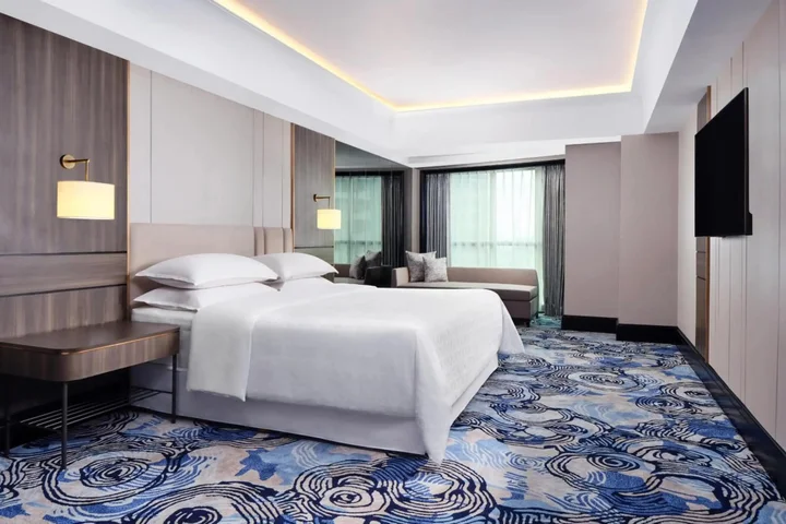 Сурабая: Sheraton Surabaya Hotel and Towers