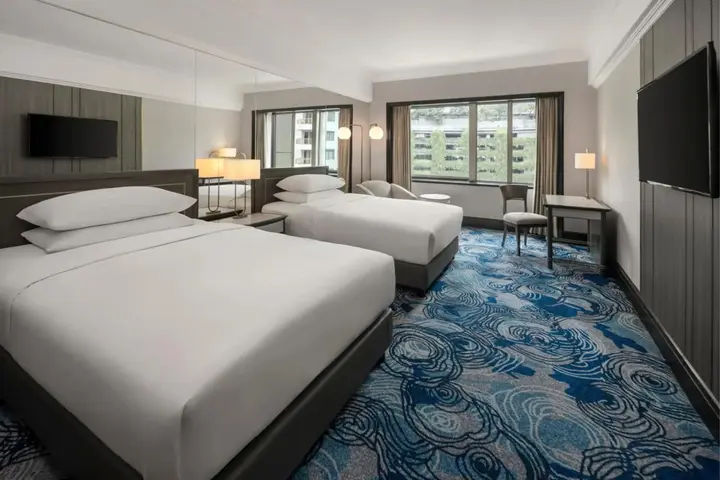 Сурабая: Sheraton Surabaya Hotel and Towers