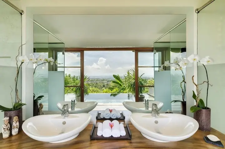 Беноа: The Longhouse, Jimbaran - Bali
