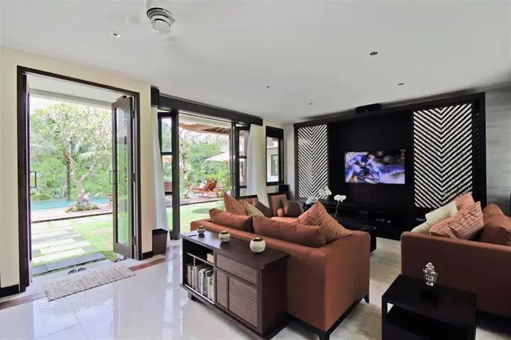 Тегаллаланг: Villa Amrita