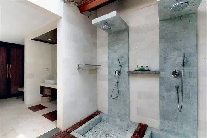 Тегаллаланг: Villa Amrita