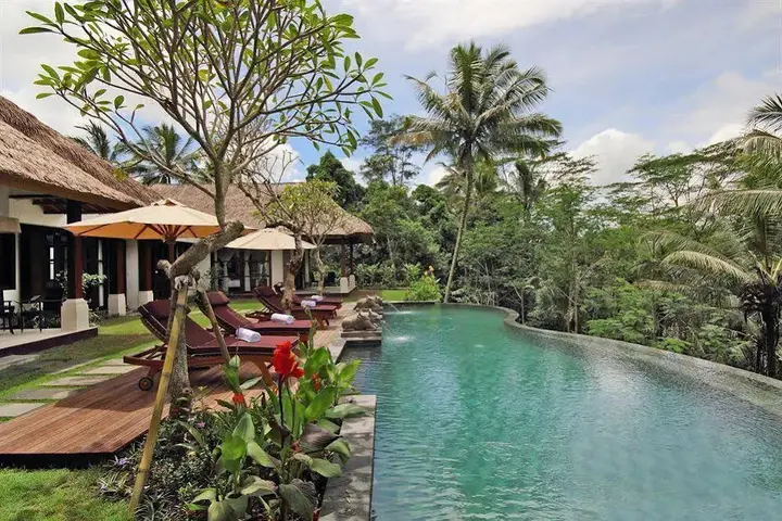 Тегаллаланг: Villa Amrita