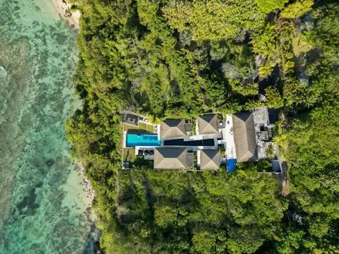 Пекату: Suluban Cliff Villa Bali