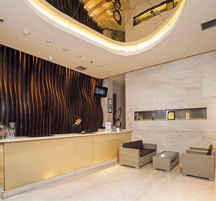 Сурабая: Midtown Hotel