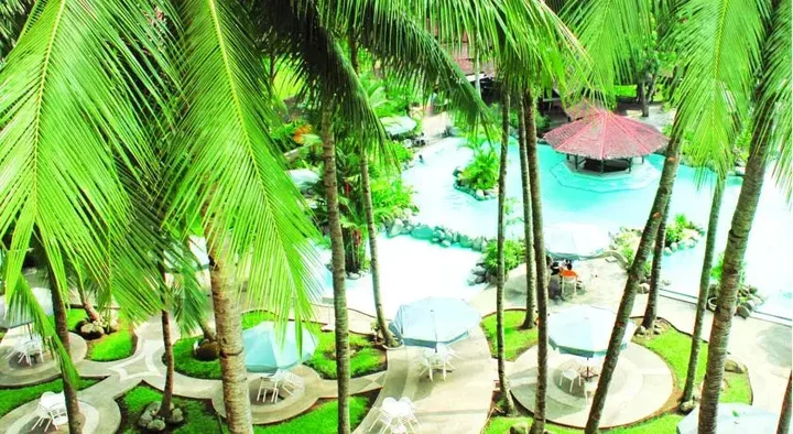 Медан: Hotel Danau Toba International