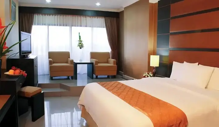 Медан: Hotel Danau Toba International