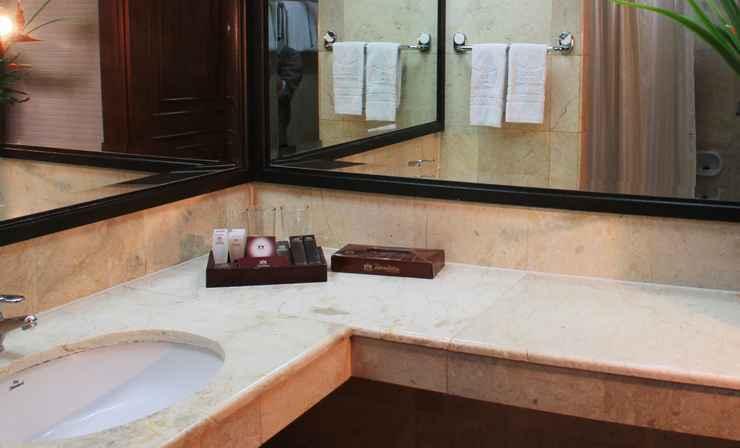 Медан: Hotel Danau Toba International