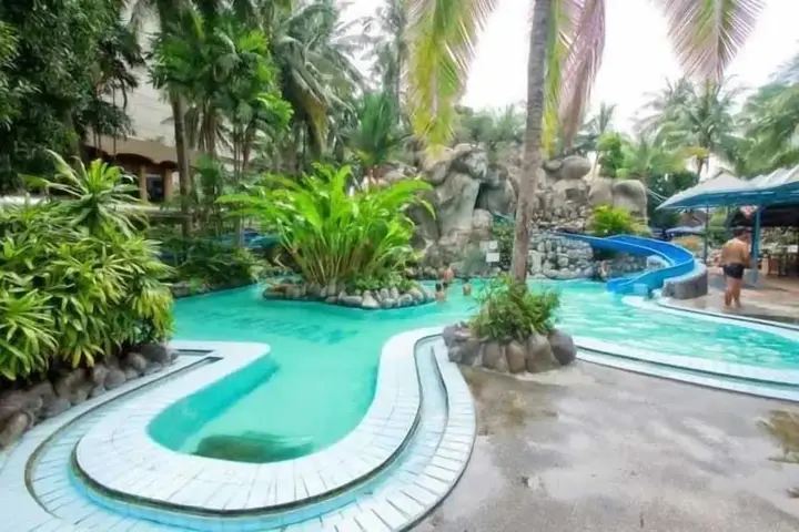 Медан: Hotel Danau Toba International
