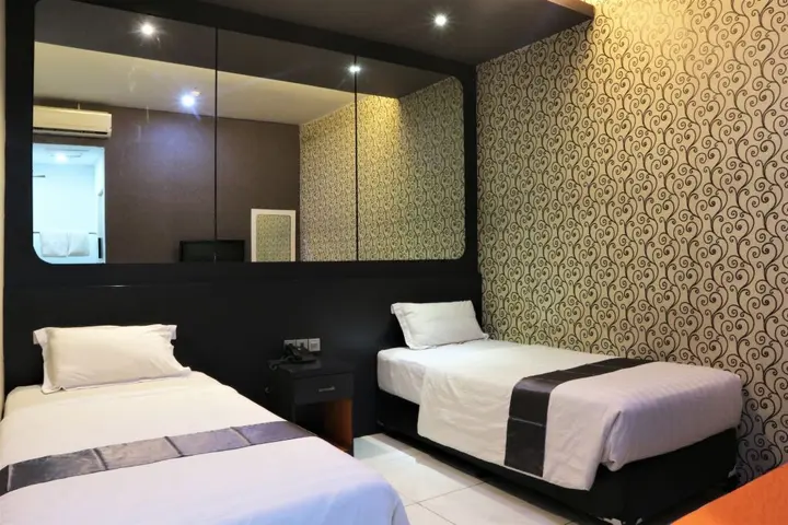 Медан: Candi Hotel