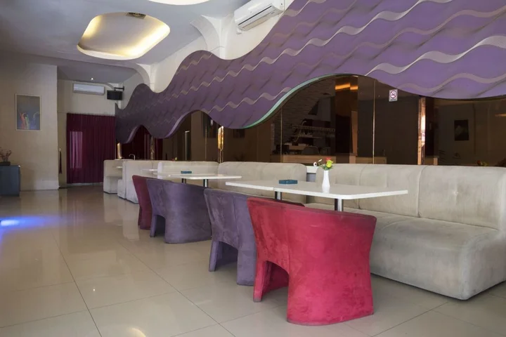Медан: Candi Hotel
