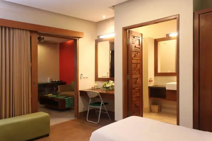 Табанан: The Green Zhurga Suite