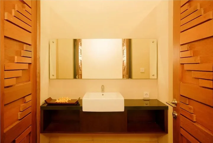 Табанан: The Green Zhurga Suite