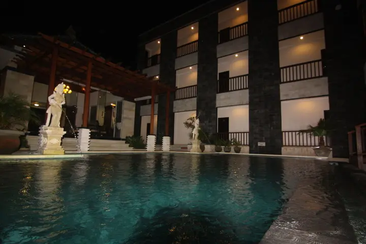 Пекату: Mamo Hotel Uluwatu