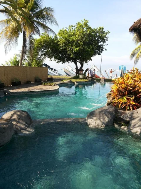 Канди Даса: Abalone Resort