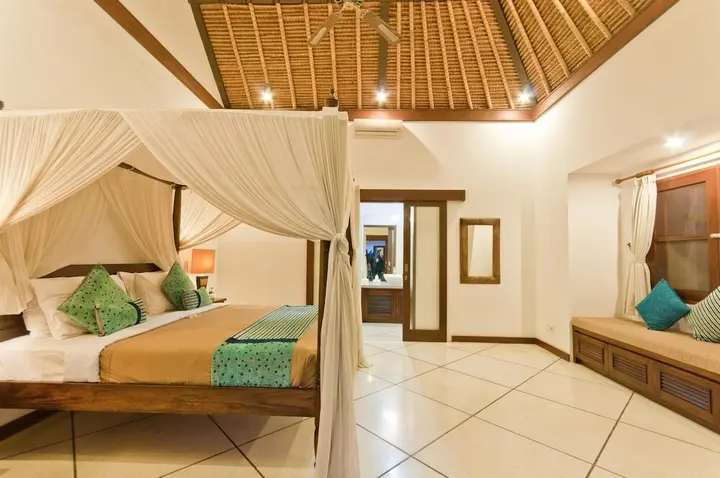 Кута: Villa Indah