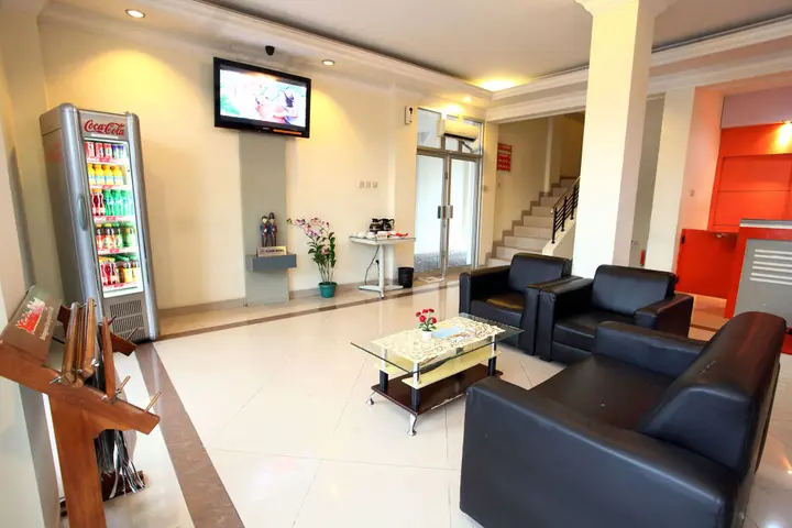 Депок: Hotel Aryuka