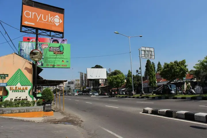 Депок: Hotel Aryuka