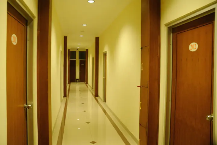 Депок: Hotel Aryuka