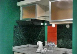 Сурабая: High Point Serviced Apartment