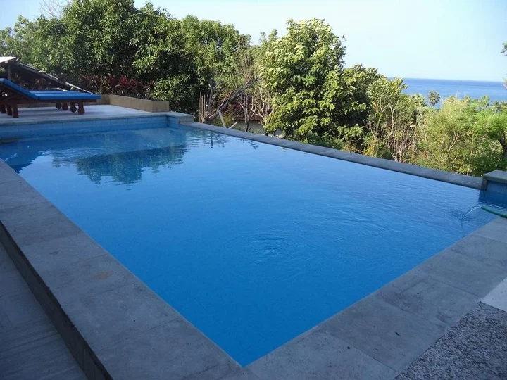 Бунутан: Anugerah Villas