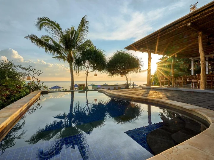 Бунутан: Vienna Beach Resort