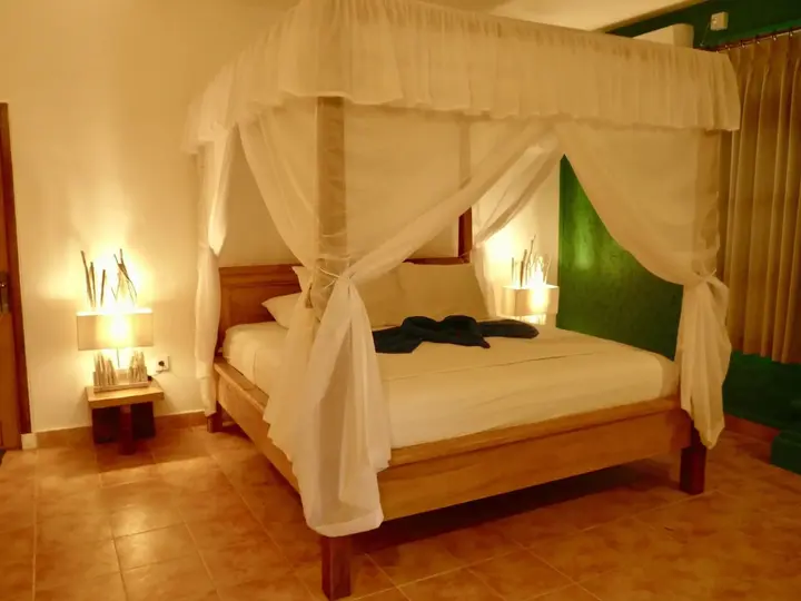 Бунутан: Vienna Beach Resort