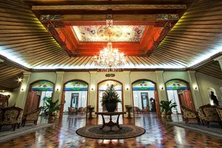 Суракарта: Kusuma Sahid Prince Hotel