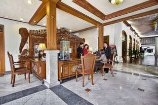 Суракарта: Kusuma Sahid Prince Hotel