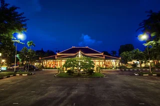 Суракарта: Kusuma Sahid Prince Hotel