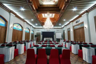 Суракарта: Kusuma Sahid Prince Hotel