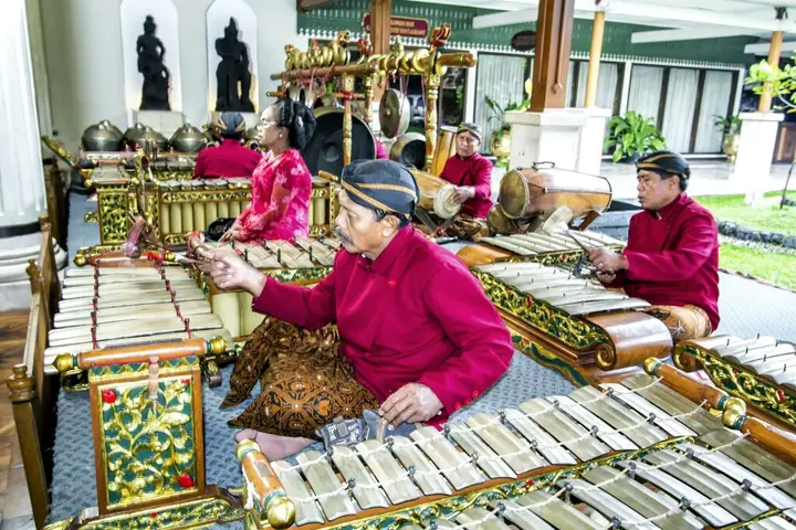 Суракарта: Kusuma Sahid Prince Hotel