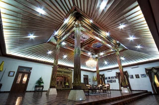 Суракарта: Kusuma Sahid Prince Hotel
