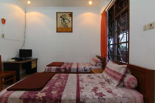 Депок: Sari Homestay
