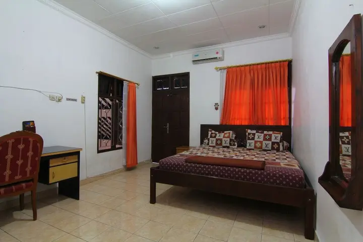 Депок: Sari Homestay