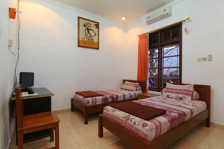 Депок: Sari Homestay