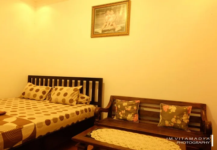 Депок: Sari Homestay