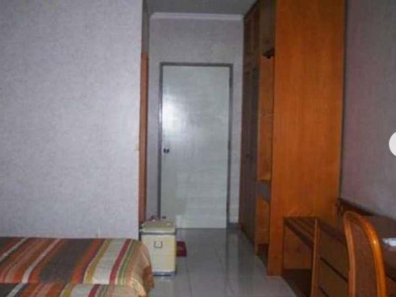 Сурабая: Savira Guest House