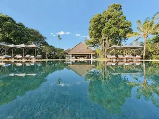 Чангу: Villa Atas Ombak