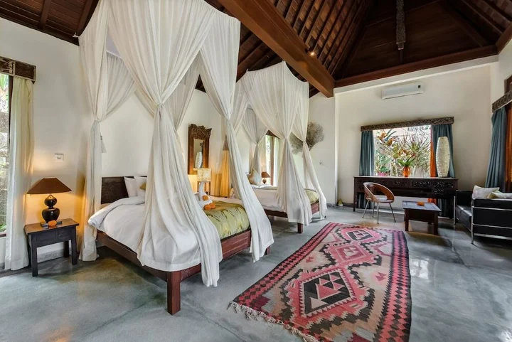 Паянган: Villa Bodhi