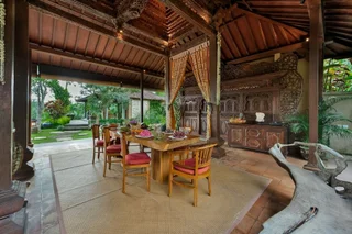 Паянган: Villa Bodhi