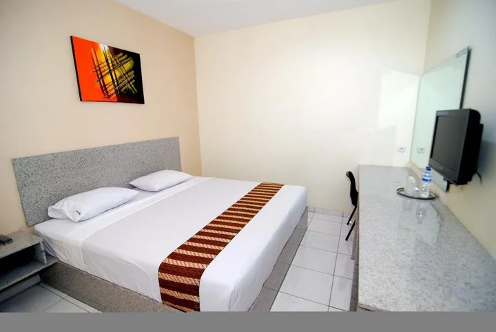 Сурабая: Avi Hotel Surabaya