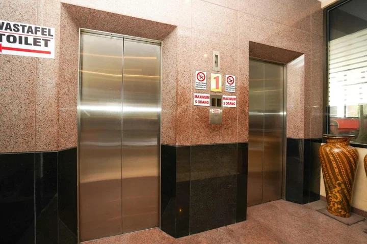 Сурабая: Avi Hotel Surabaya