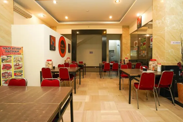 Сурабая: Avi Hotel Surabaya