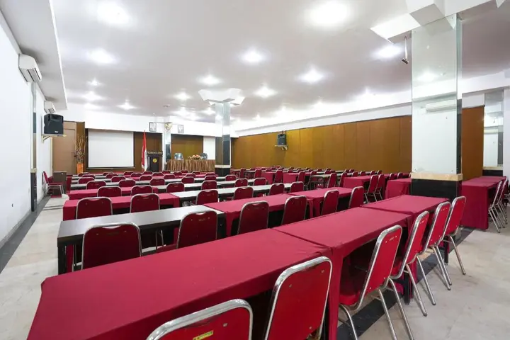 Сурабая: Avi Hotel Surabaya