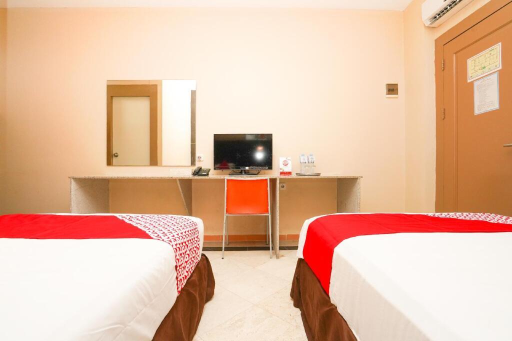 Сурабая: Avi Hotel Surabaya