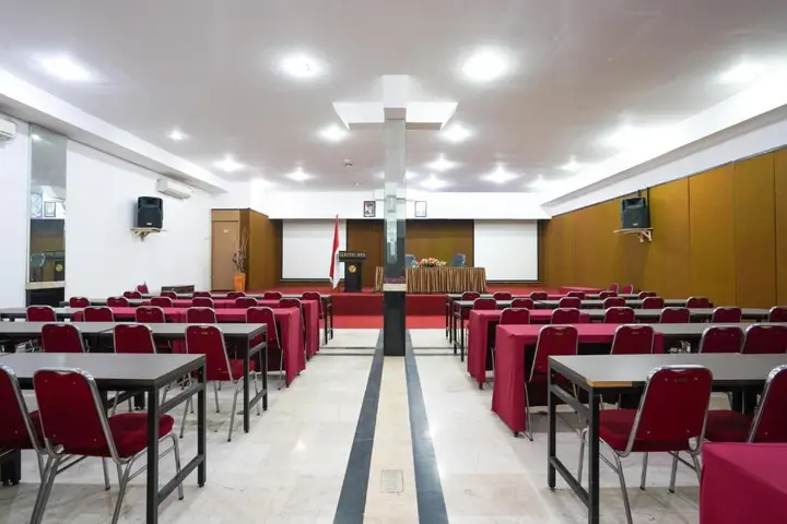 Сурабая: Avi Hotel Surabaya
